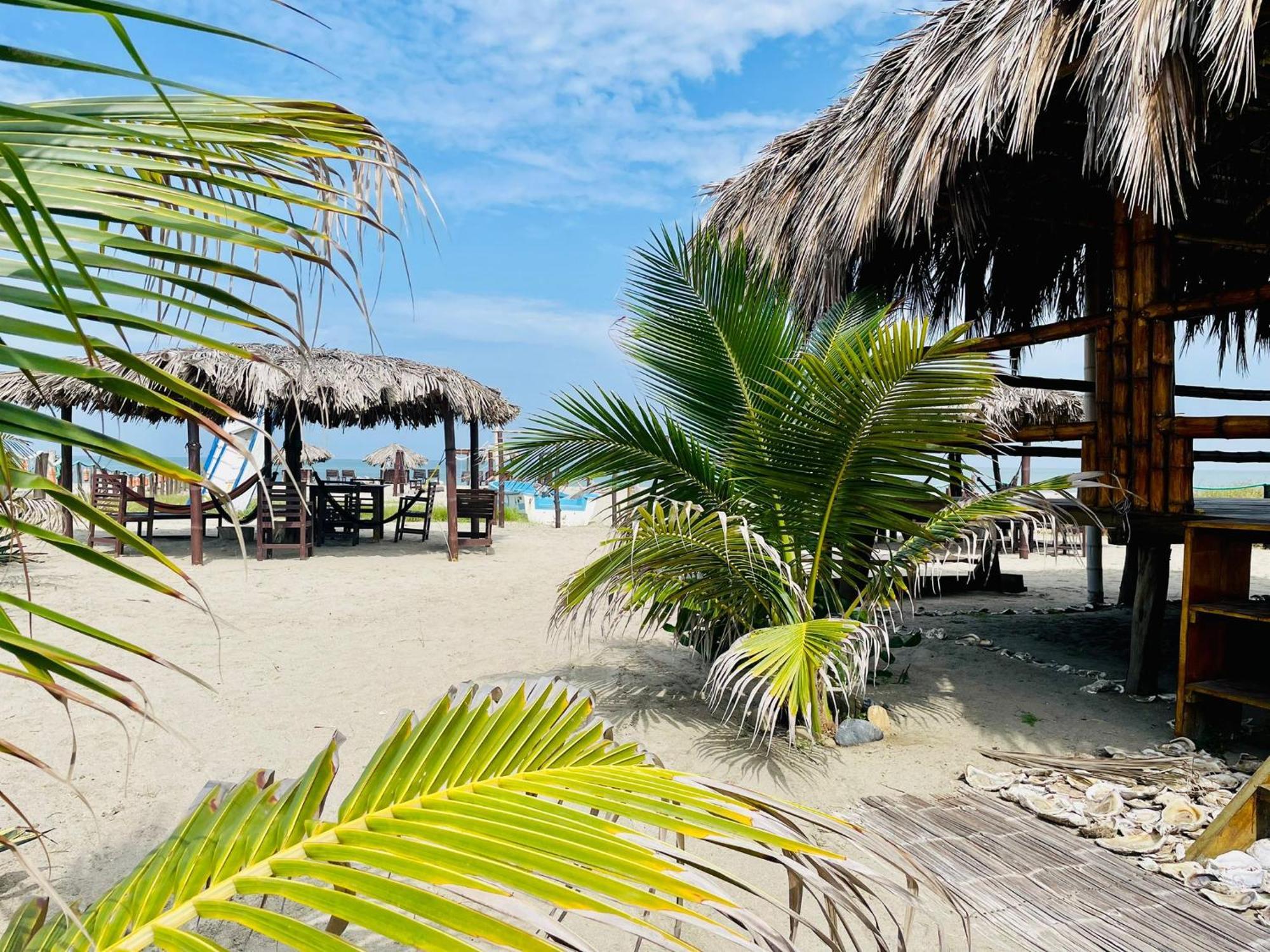 Un Dia Boutique Resort General Villamil Exterior foto